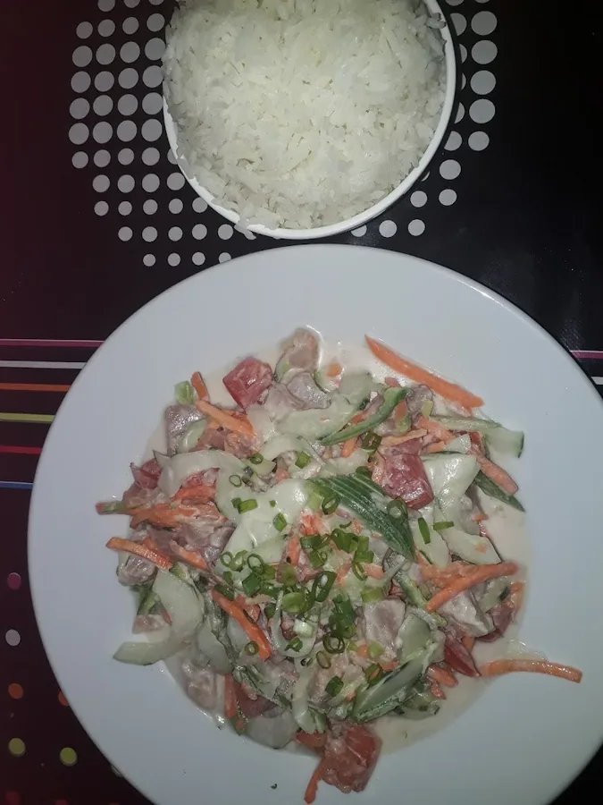 Roulotte Sodi, poisson cru au lait de coco et thon rouge frais